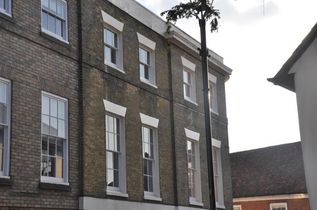 Andover Apartments Luaran gambar