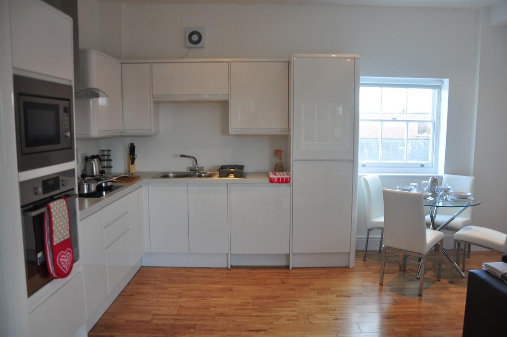 Andover Apartments Luaran gambar